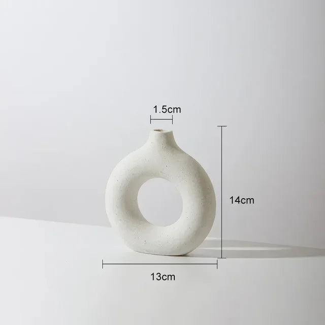 Nordic Ceramic Interlock Vase